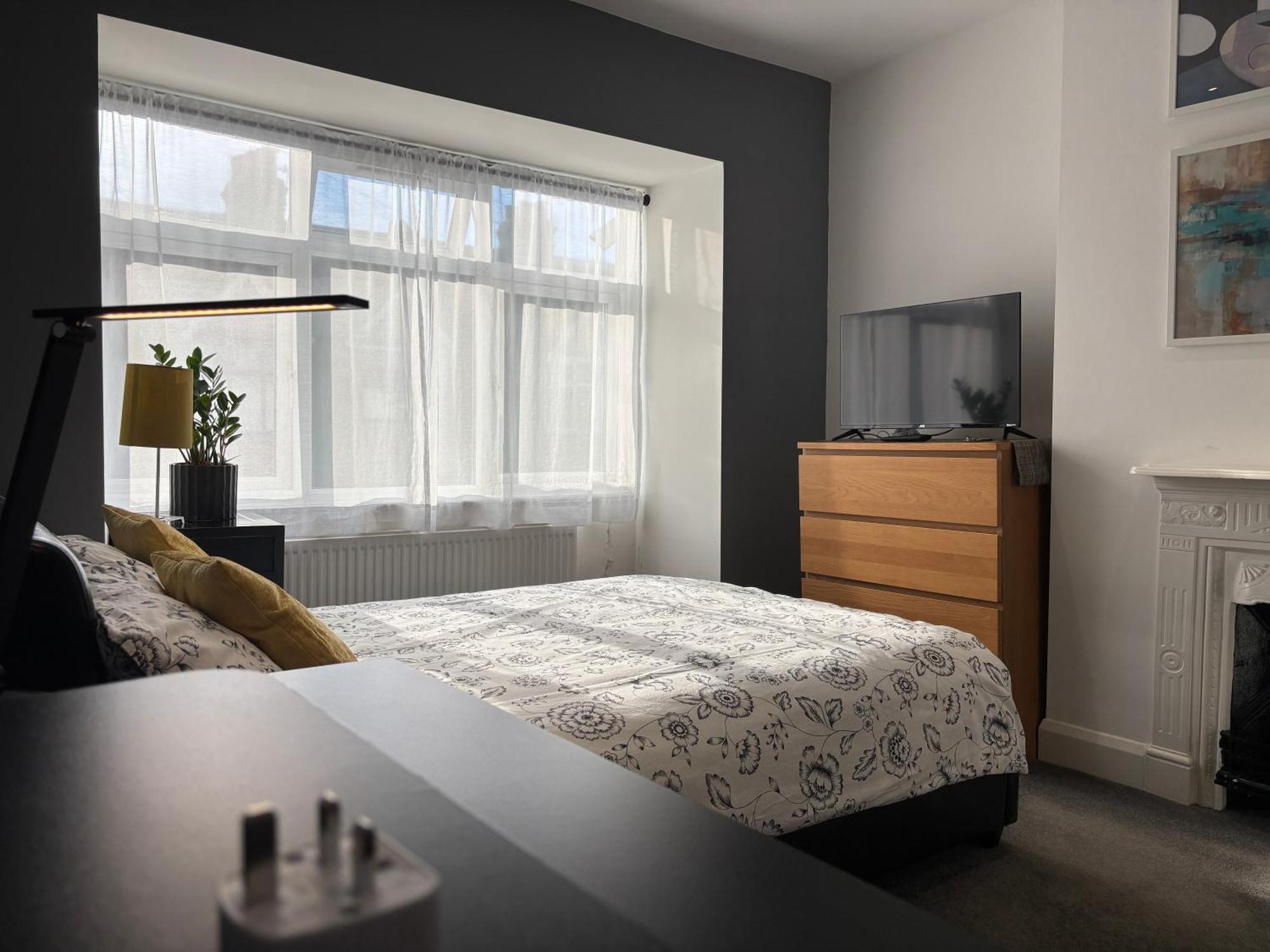 Hotel Entire House Floor Perfect For Couples & Freelancers - Available For Single Too Londyn Zewnętrze zdjęcie